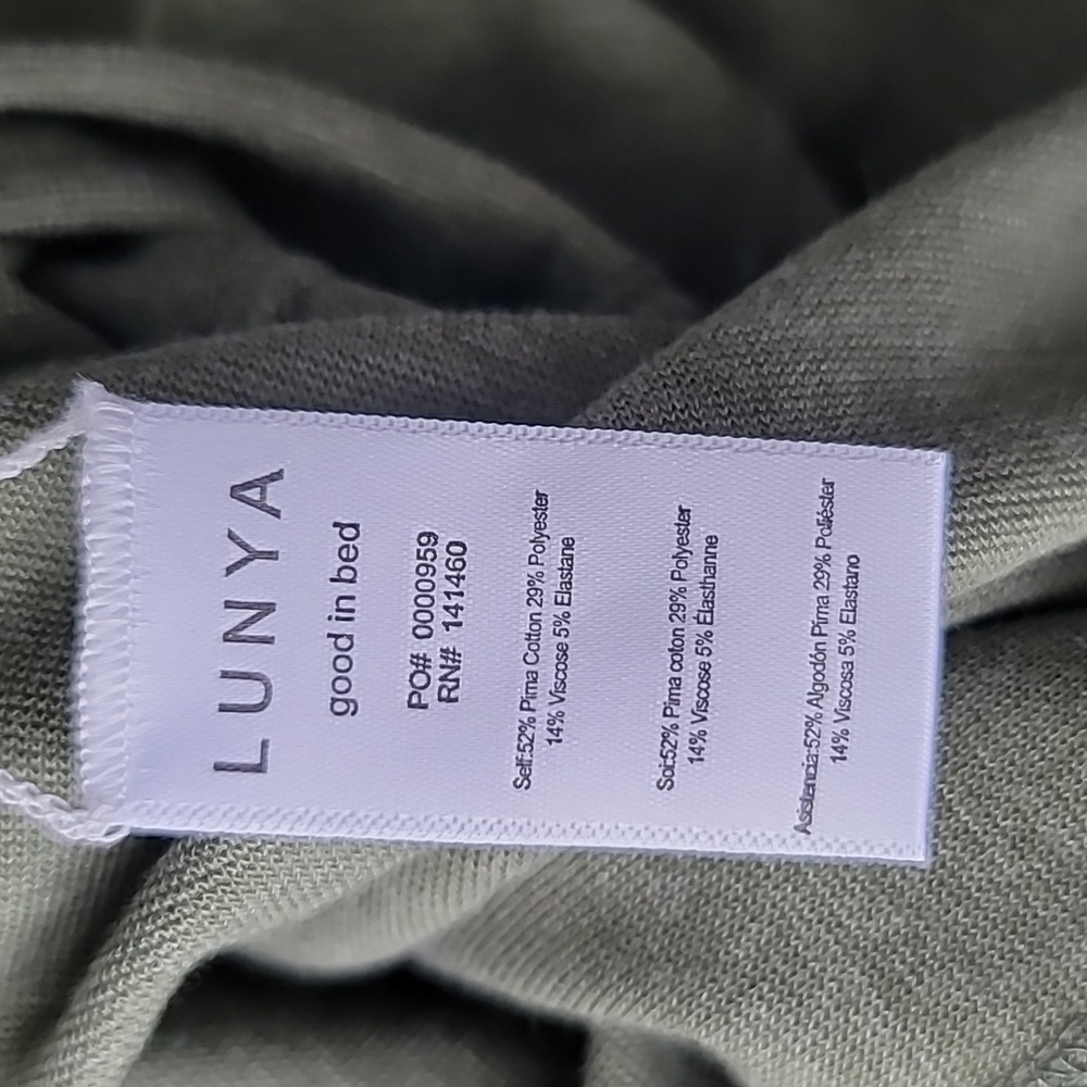 lunya NEW Restore Fitted Dress Size Medium Color Humble Green Heather - Picture 8 of 9